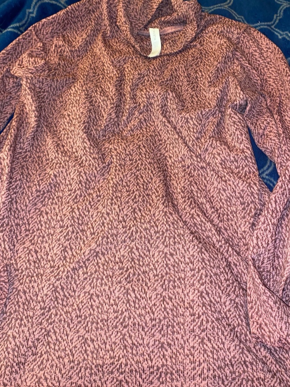 Athleta Seamless Long Sleeve Top Brown Mauve Maroon Lightweight Active Workout S